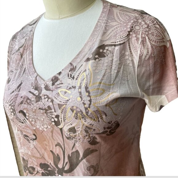 Appropriate Behavior - Smokey Pink Taupe Gold Paisley Tee Size XL (16-18) - Picture 2 of 12